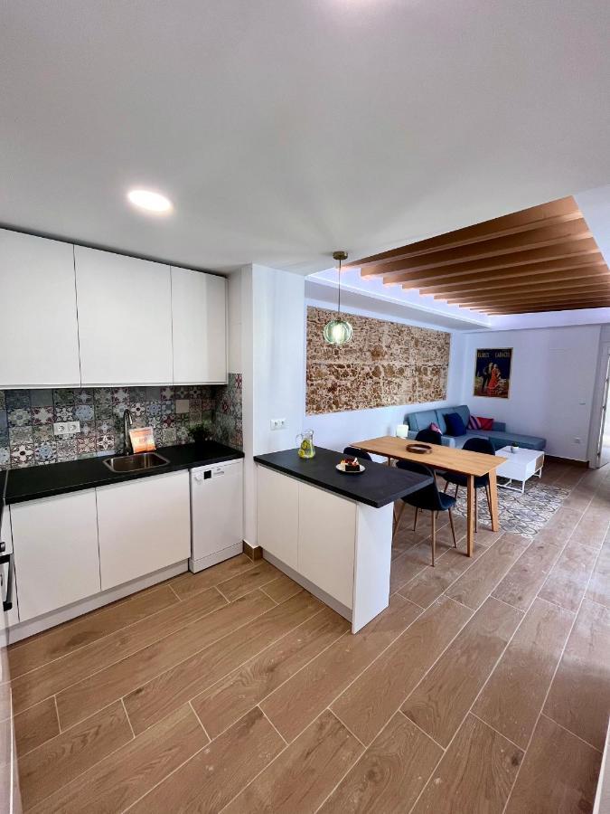 Gatu Premium Villa Flamenca , Preferente Mayores De 25 Anos Y Familias Кадис Екстериор снимка