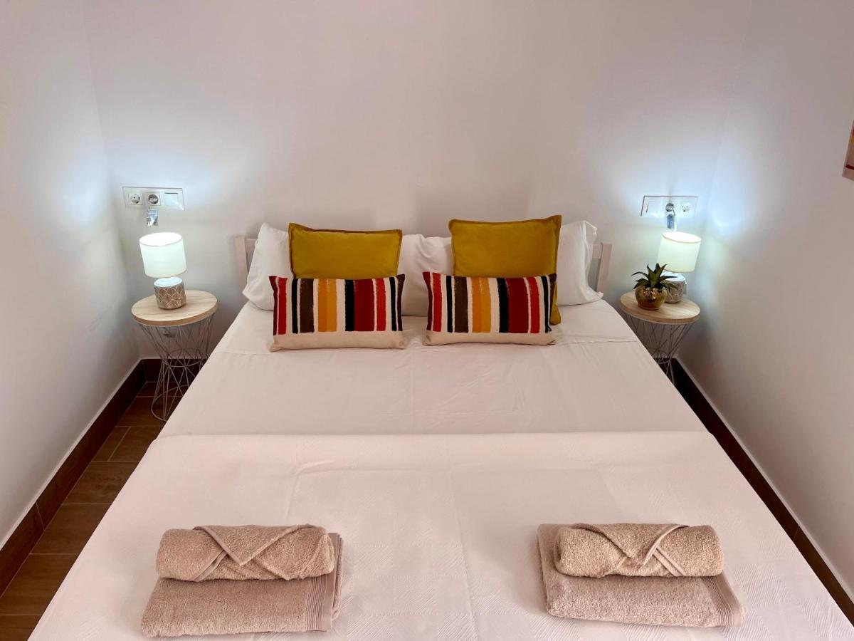 Gatu Premium Villa Flamenca , Preferente Mayores De 25 Anos Y Familias Кадис Екстериор снимка