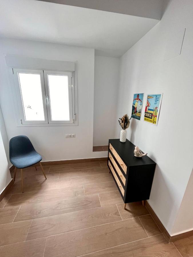 Gatu Premium Villa Flamenca , Preferente Mayores De 25 Anos Y Familias Кадис Екстериор снимка