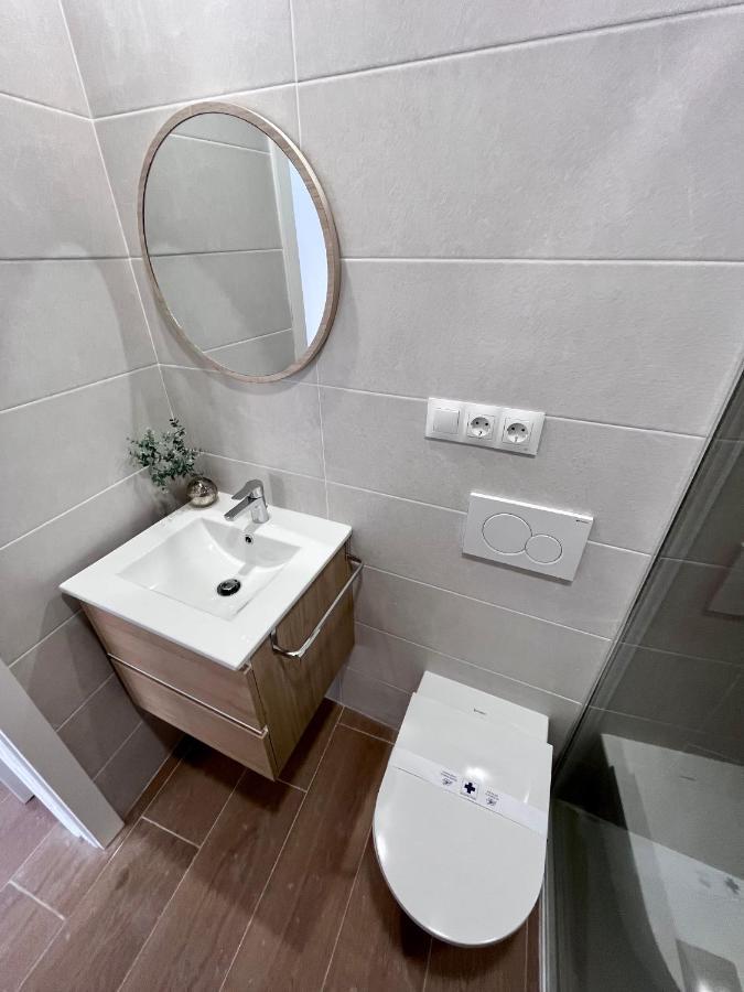 Gatu Premium Villa Flamenca , Preferente Mayores De 25 Anos Y Familias Кадис Екстериор снимка