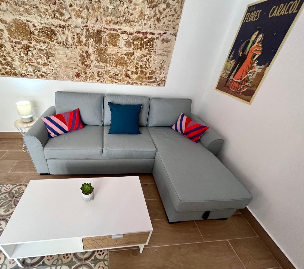 Gatu Premium Villa Flamenca , Preferente Mayores De 25 Anos Y Familias Кадис Екстериор снимка
