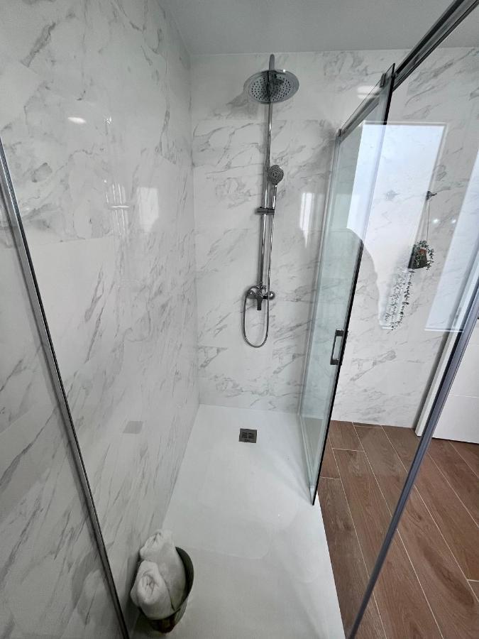 Gatu Premium Villa Flamenca , Preferente Mayores De 25 Anos Y Familias Кадис Екстериор снимка