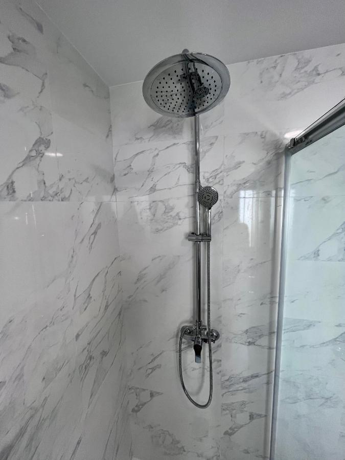 Gatu Premium Villa Flamenca , Preferente Mayores De 25 Anos Y Familias Кадис Екстериор снимка