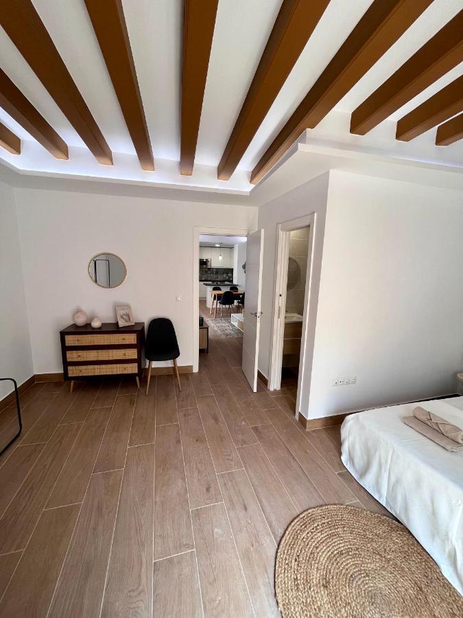 Gatu Premium Villa Flamenca , Preferente Mayores De 25 Anos Y Familias Кадис Екстериор снимка