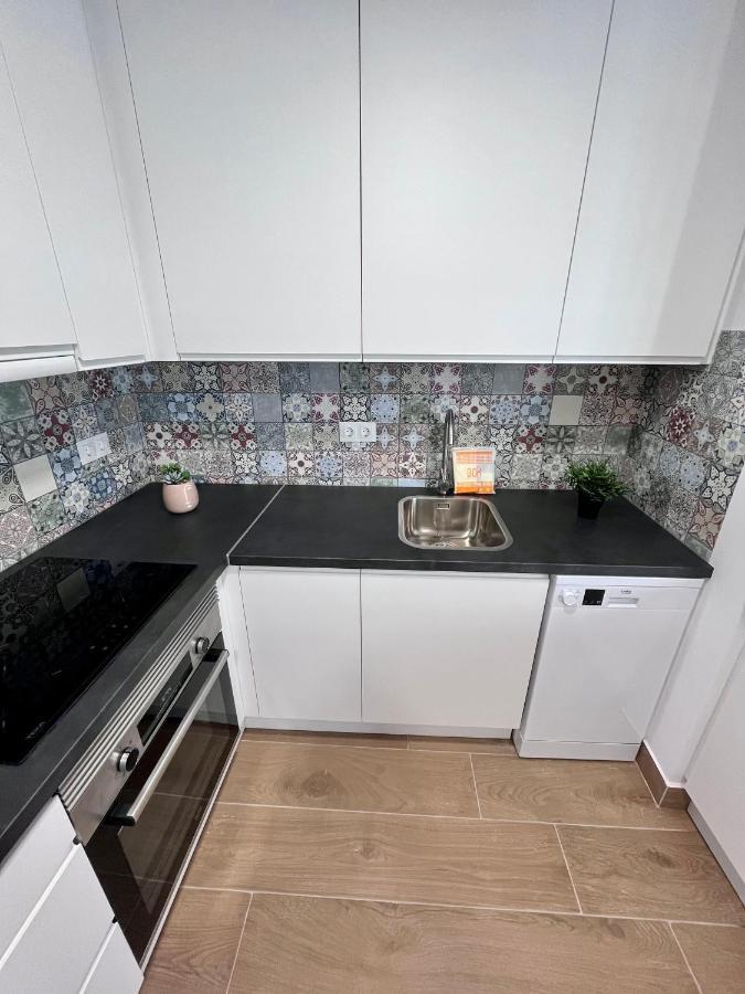 Gatu Premium Villa Flamenca , Preferente Mayores De 25 Anos Y Familias Кадис Екстериор снимка